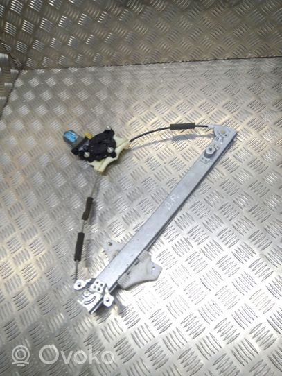 Hyundai i20 (GB IB) Front door window regulator with motor 82402C7010