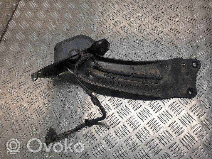 Volkswagen Tiguan Brazo de suspensión trasero 3C0505226D