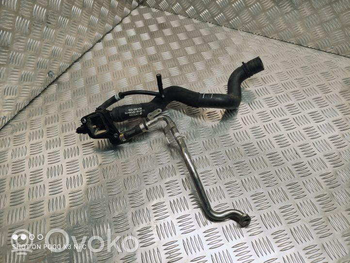 Opel Corsa E Boîtier de thermostat / thermostat 55206391