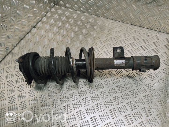 Hyundai ix35 Ammortizzatore anteriore 546503U010