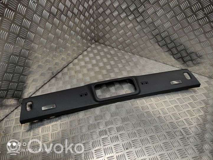 Volkswagen Eos Rivestimento della console di illuminazione installata sul rivestimento del tetto 1Q0867390