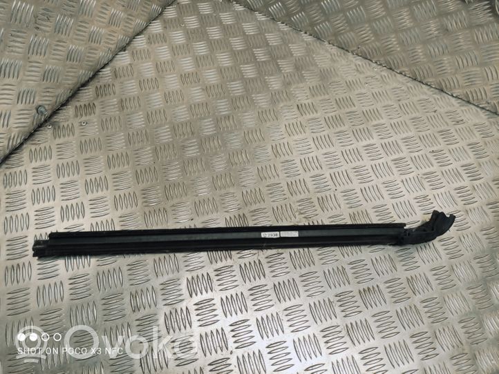 Volkswagen Eos Verkleidung Türfenster Türscheibe hinten 1Q0853299L