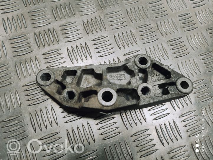 Volvo S80 Gearbox mounting bracket 6G927M125FB