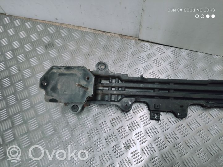 KIA Rio Takapuskurin poikittaistuki 86631H8020