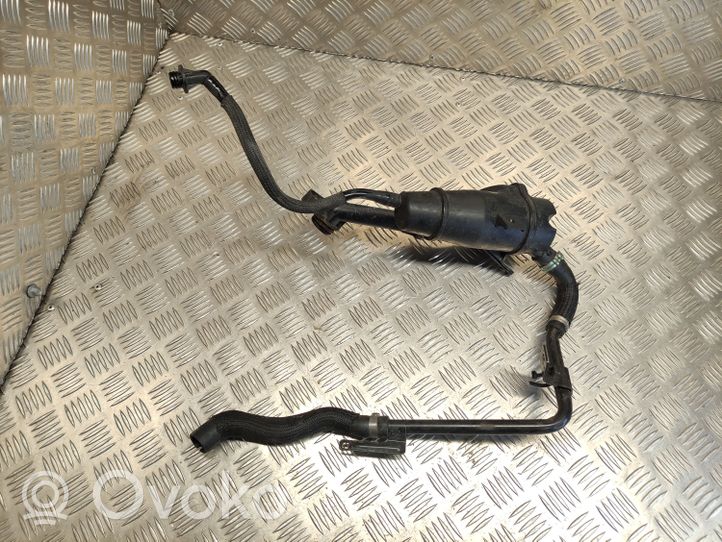 Opel Astra J Separatore dello sfiato dell’olio 70367396