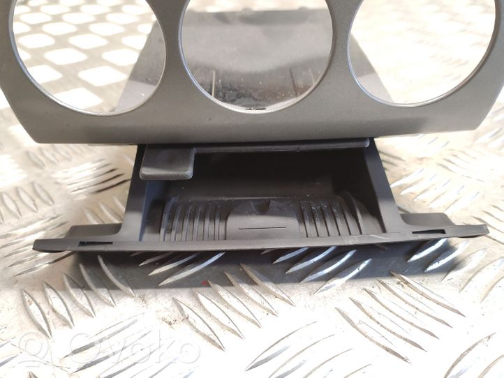 Peugeot 308 Console centrale, commande chauffage/clim 9658867377