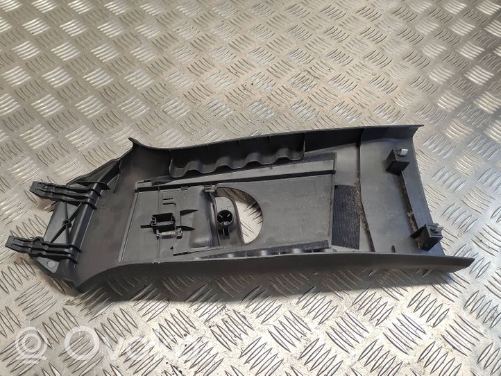 Volvo V40 (B) pillar trim (top) 31307225