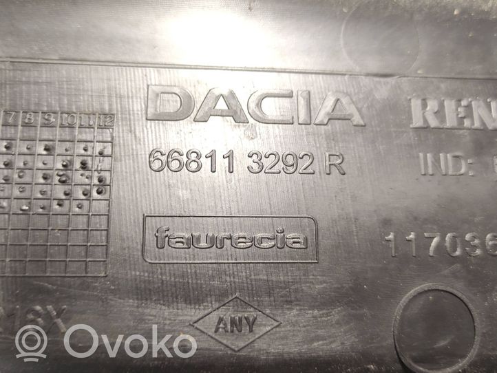 Dacia Sandero Rivestimento del tergicristallo 668113292R