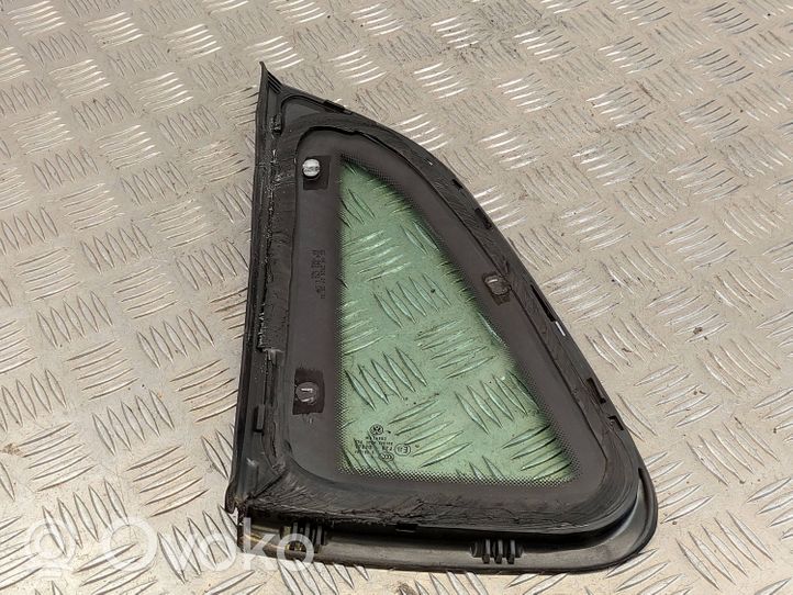 Volkswagen Polo VI AW Rear side window/glass 2G4845298L 