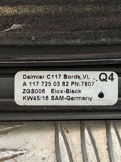 Mercedes-Benz CLA C117 X117 W117 Etuoven lasin muotolista A1177250382