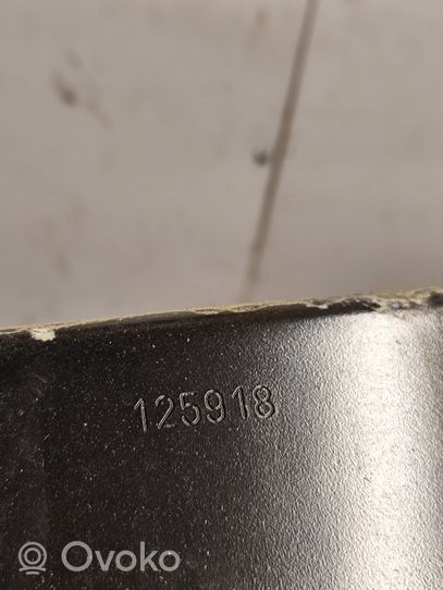 Skoda Fabia Mk2 (5J) Poprzeczka zderzaka przedniego 12591X
