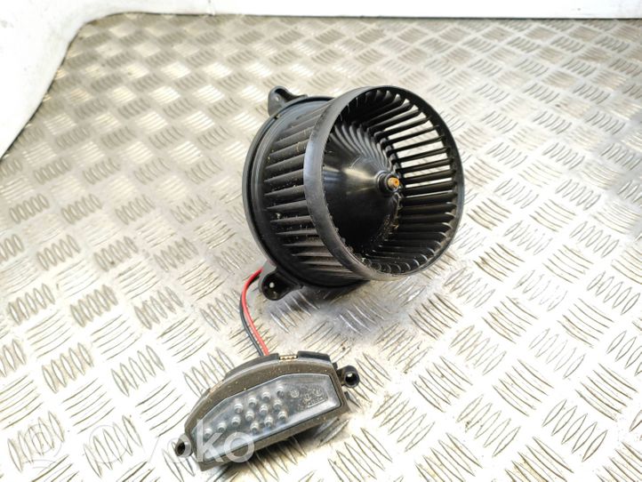 Volvo XC40 Ventola riscaldamento/ventilatore abitacolo 31497512