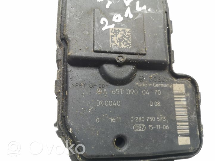 Mercedes-Benz B W246 W242 Boîtier de papillon électrique A6510900470