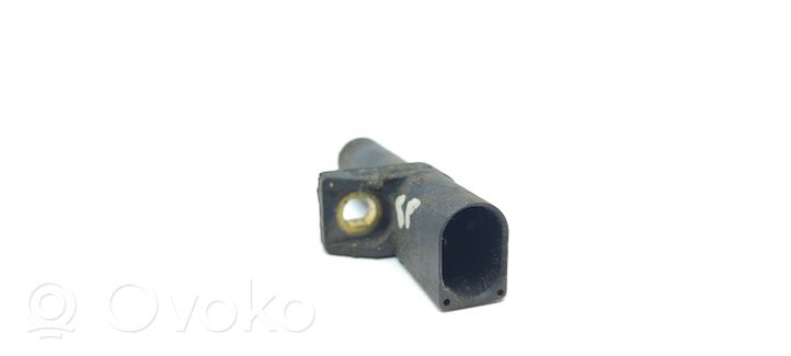 Mercedes-Benz Vito Viano W639 Crankshaft position sensor 0261210171