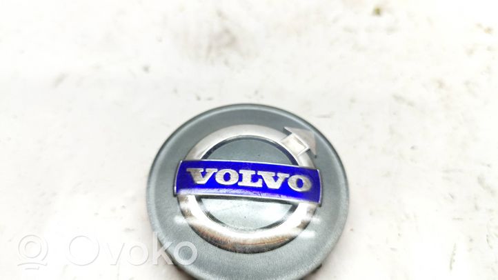 Volvo V60 Dekielki / Kapsle oryginalne 30748052