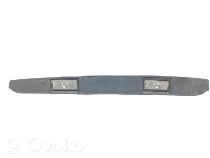 Renault Trafic III (X82) Lampa oświetlenia tylnej tablicy rejestracyjnej 848105971R