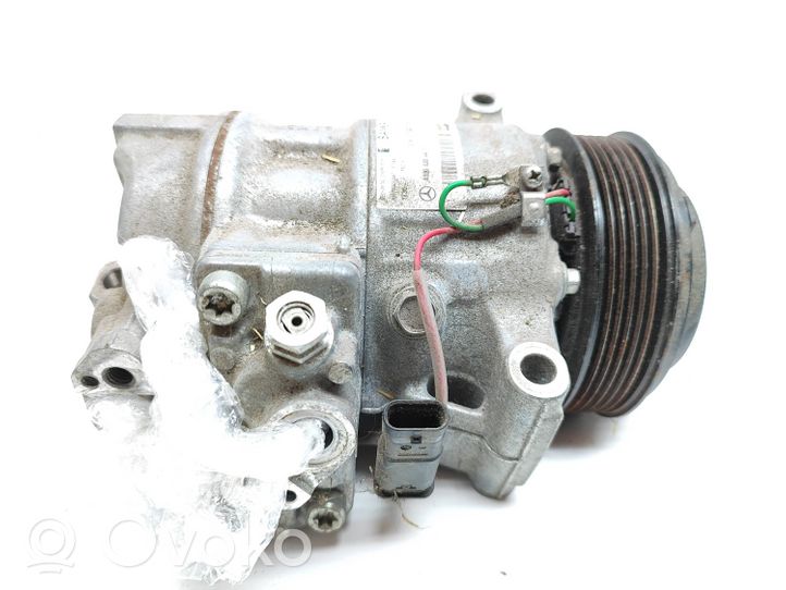 Mercedes-Benz C W205 Compresseur de climatisation A0008304400