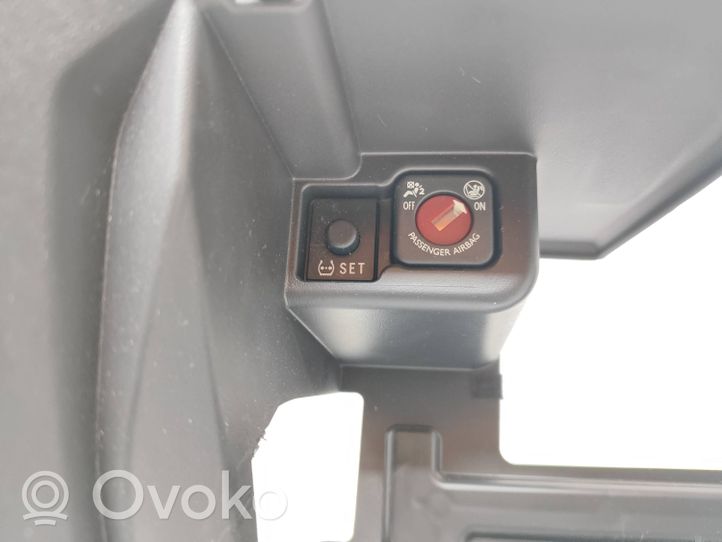 Toyota Aygo AB40 Element deski rozdzielczej / dół 553030H050