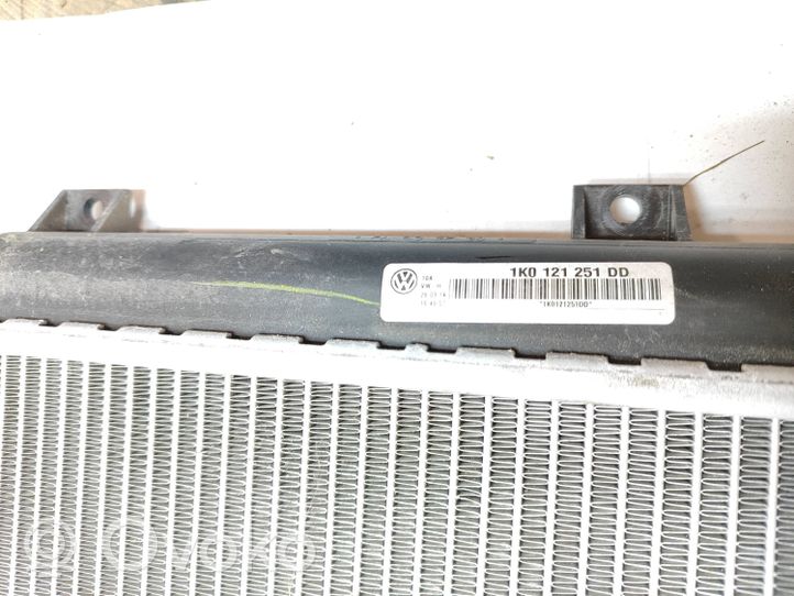 Volkswagen Touran II Radiateur de refroidissement 1K0121251DD