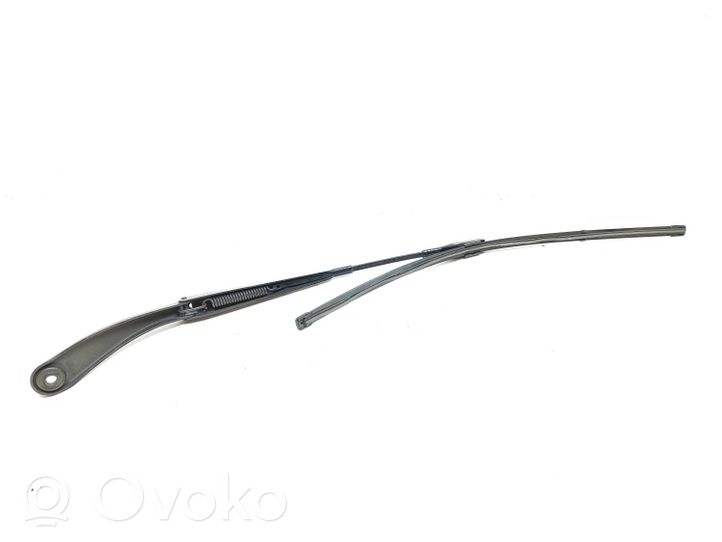 Mercedes-Benz B W246 W242 Front wiper blade arm A2468200144