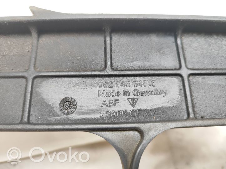 Porsche 718 Cayman 982 982c Kita variklio skyriaus detalė 982145645C