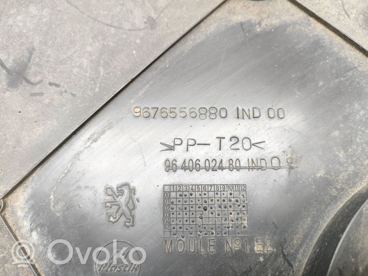 Citroen C4 I Osłona środkowa podwozia 9676556880