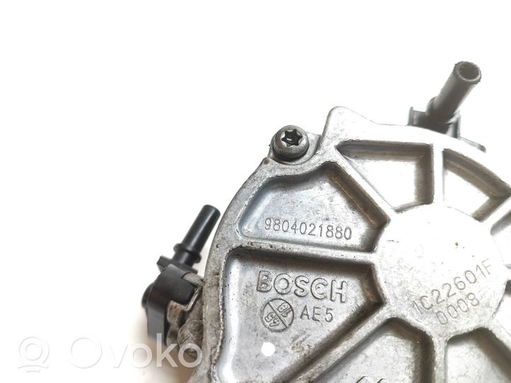 Peugeot 3008 II Pompa podciśnienia 9804021880
