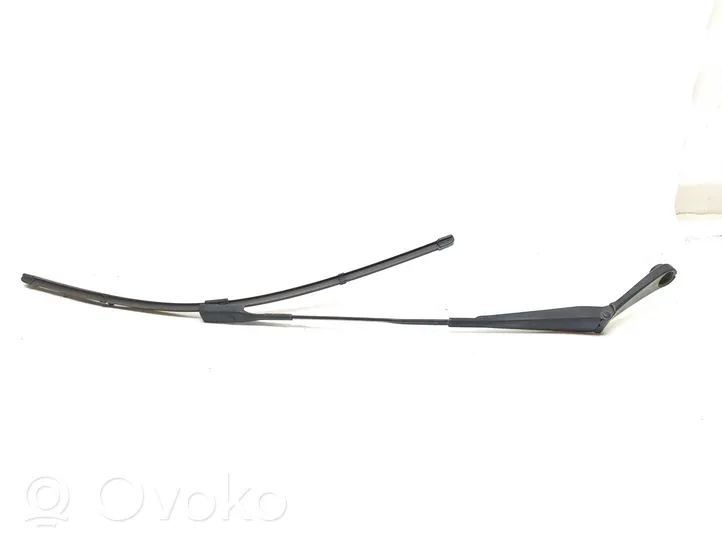 Audi Q3 8U Front wiper blade arm 