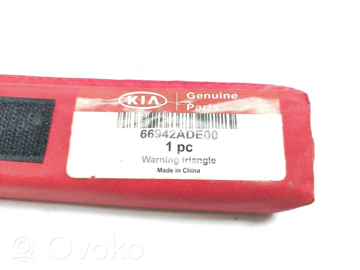 KIA Sportage Triangle d'avertissement 66942ADE00