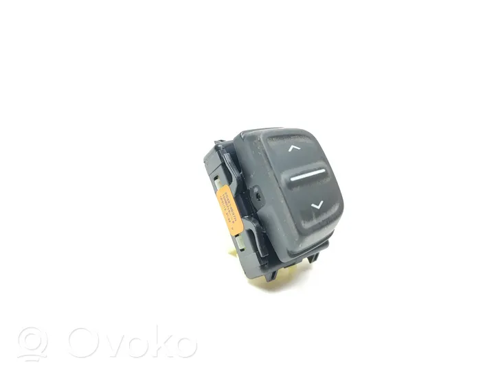 Dacia Sandero Electric window control switch 254214937R