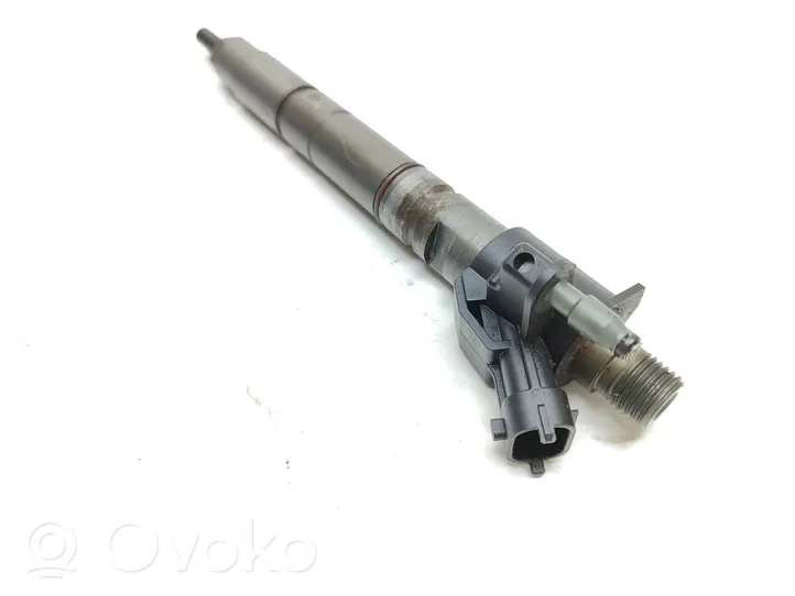 Volvo V40 Fuel injector 31303238