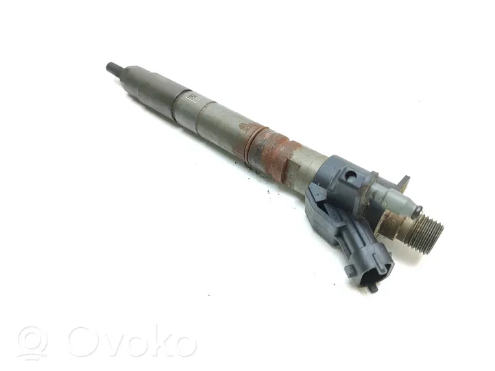 Volvo V40 Injecteur de carburant 31303238