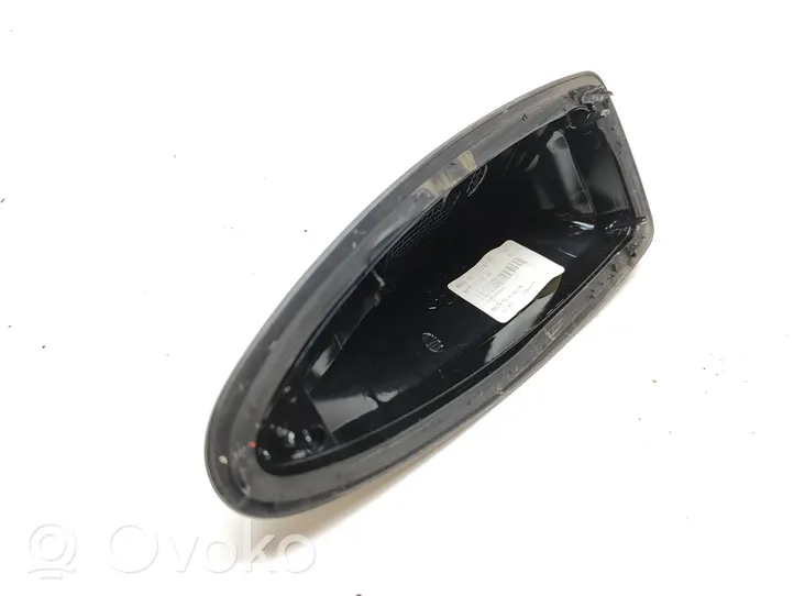 BMW 5 F10 F11 Copertura dell’antenna tetto (GPS) 9175355