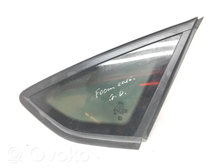 Ford Focus Rear side window/glass 43R001604