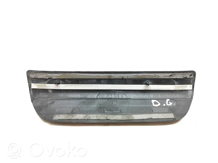 Audi Q3 8U Отделка заднего порога (внутренняя) 8U0853376A