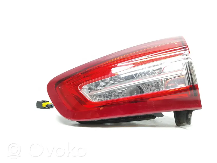 Citroen DS5 Lampy tylnej klapy bagażnika 9803167980