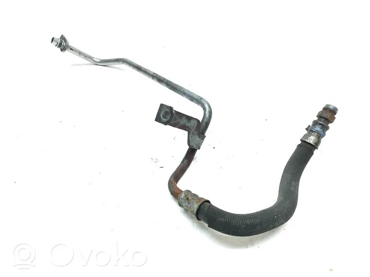 Audi A4 S4 B8 8K Tubo flessibile del radiatore dell’olio del cambio 