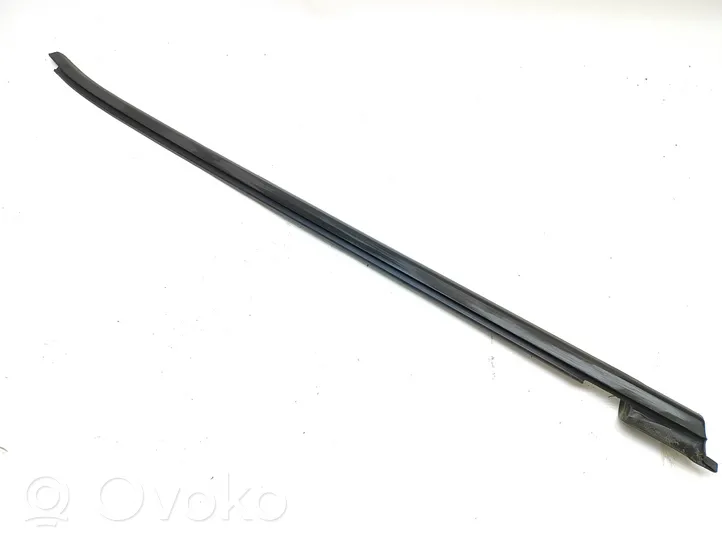 Volkswagen Polo V 6R Rear door glass trim molding 