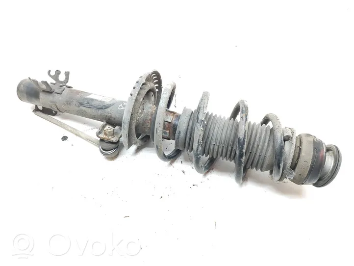 Volkswagen Polo V 6R Amortiguador delantero con muelle espiral 6R0413031Q