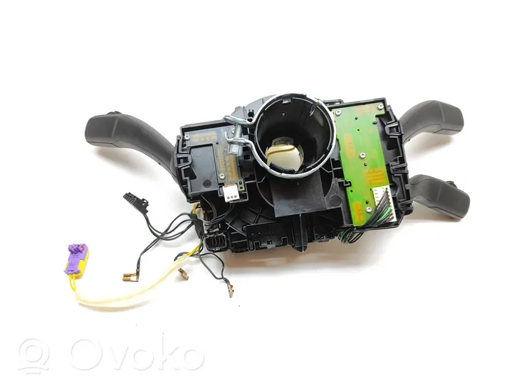 Volkswagen Touareg II Innesco anello di contatto dell’airbag (anello SRS) 7P6953502C