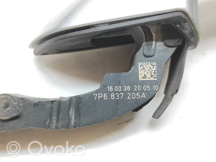 Volkswagen Touareg II Front door exterior handle 7P6837205A