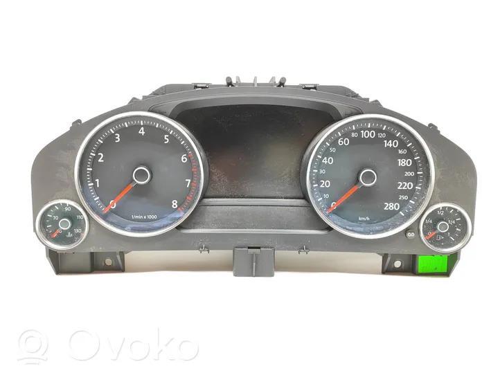 Volkswagen Touareg II Speedometer (instrument cluster) 7P6920880E