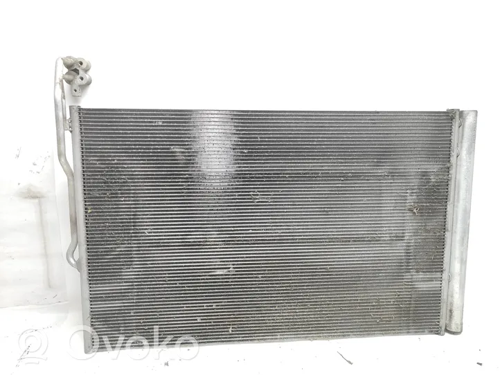 Volkswagen Touareg II Radiateur condenseur de climatisation 7P0820411A