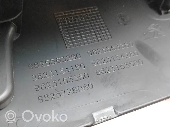 Peugeot 208 Podłokietnik tunelu środkowego 9823154180