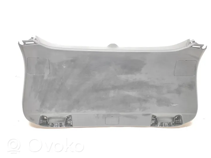 Toyota RAV 4 (XA50) Rivestimento portellone 6775042060