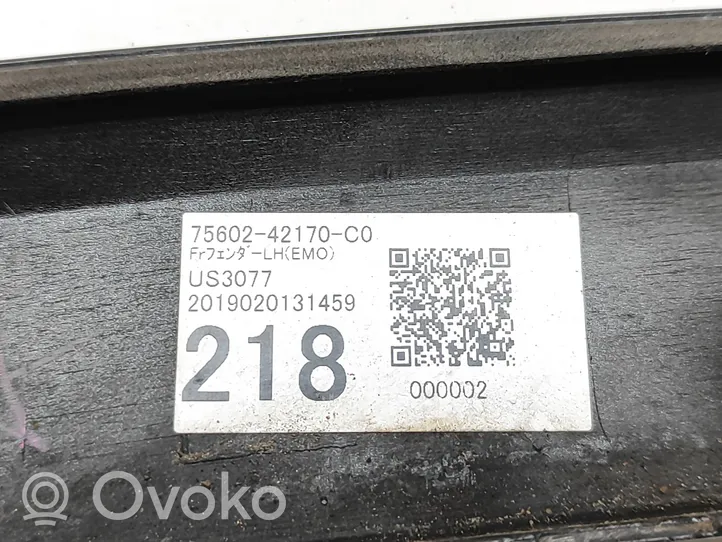 Toyota RAV 4 (XA50) Garniture pour voûte de roue avant 7560242170