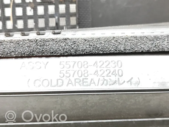 Toyota RAV 4 (XA50) Garniture d'essuie-glace 5570842230