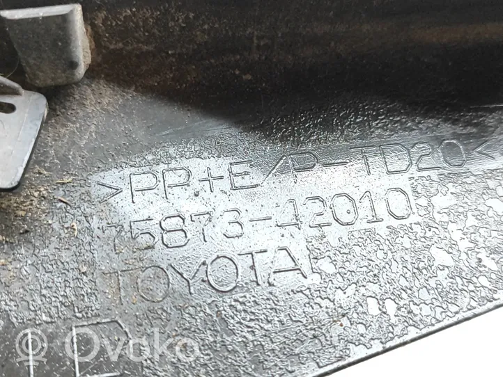 Toyota RAV 4 (XA50) Listwa błotnika tylnego 7587342010