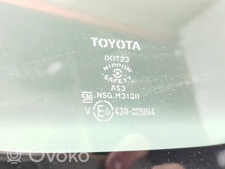 Toyota RAV 4 (XA50) Takasivuikkuna/-lasi 43R005844