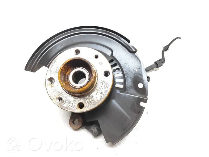 Renault Clio V Front wheel hub 